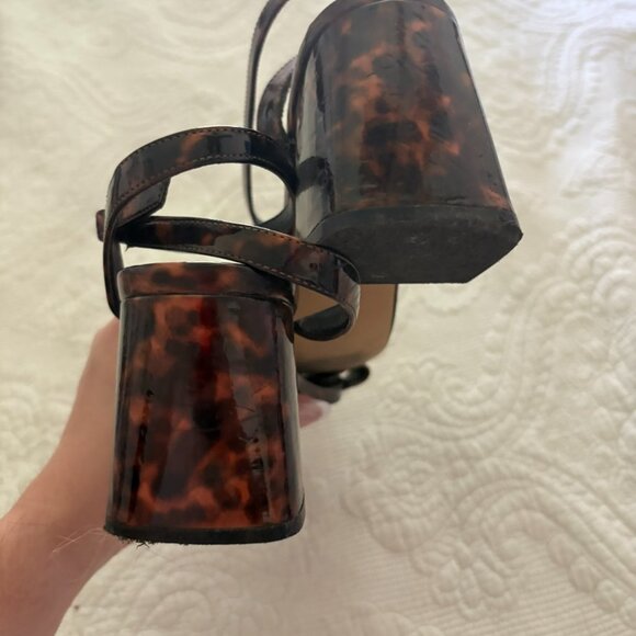 JustFab Tortoise Shell Strappy Block Heels | Size 9.5 - Picture 4 of 4